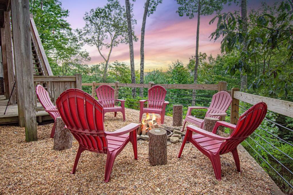 Cherry Log Summit Cabin By Bk Stays - Family Friendly - Playground - Game Room - Jacuzzi - Amazing Mountain Views Exteriör bild